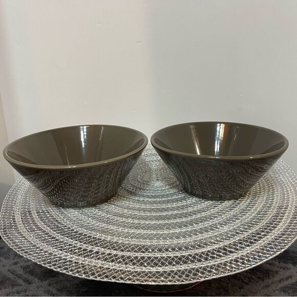 Pampered Chef Graystone Small Serving Bowls Set of 2 #1456 NWT - Picture 1 of 6